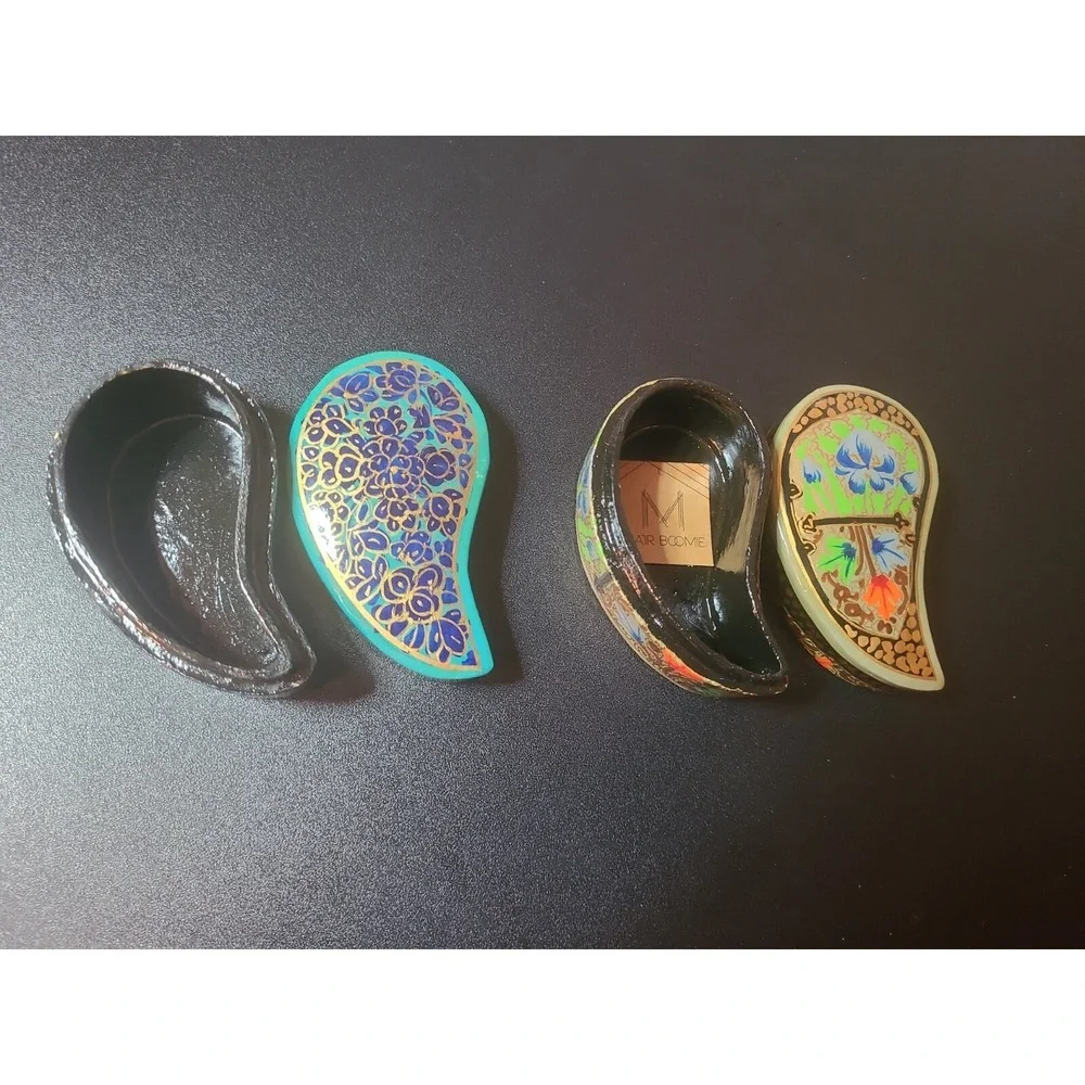 N/A handpainted ornate